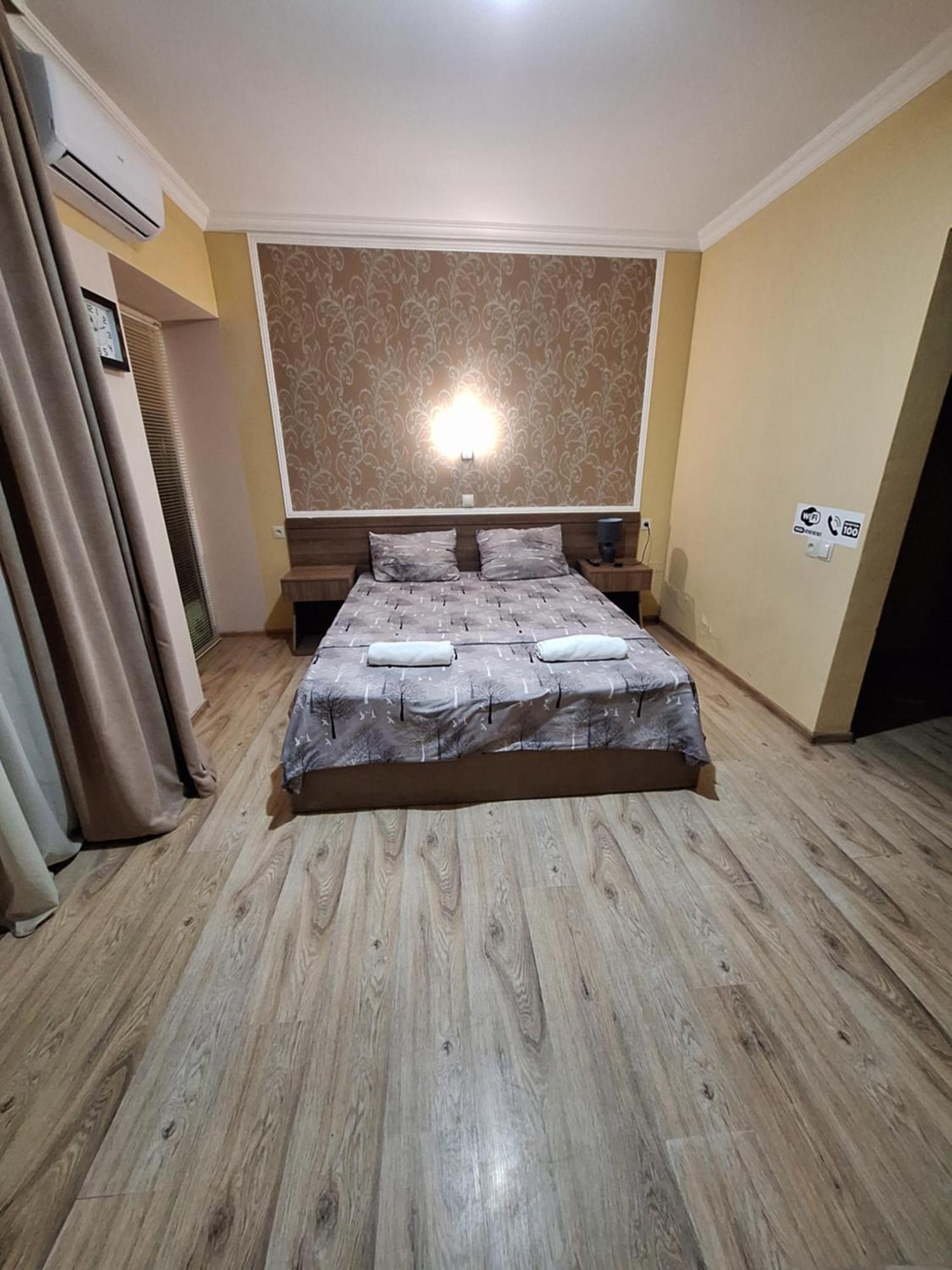 Hotel Grand Tiflis Exterior foto